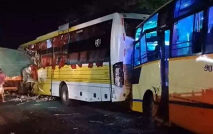 4 பேர் பலி- லாரியுடன் ஆம்னி, அரசுப் பேருந்துகள் அடுத்தடுத்து மோதி விபத்து! 