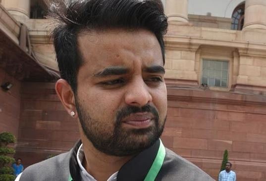 பிரஜ்வல் பாலியல் விவகாரம்: வாய்திறந்த தேவ கவுடா!