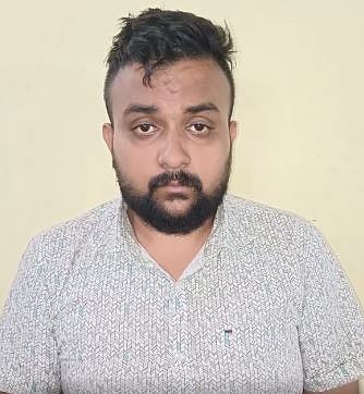 நாடு போற போக்கு... ரூ.1.5 கோடி கஞ்சா கடத்திய ஐ.டி. ஊழியர்!