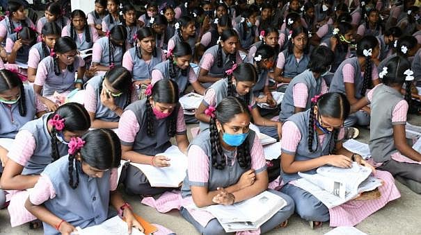 சி.பி.எஸ்.இ.-10ஆம் வகுப்பு முடிவுகளும் இன்றே வெளியானது!