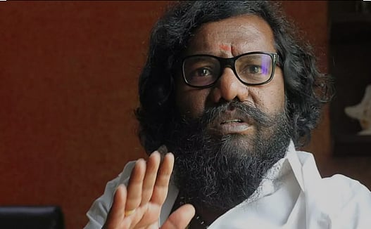 நடிகர் கருணாஸிடம் 40 துப்பாக்கி குண்டுகள் பறிமுதல்!