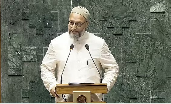 ஜெய் பாலஸ்தீன் கோஷம்... காந்தியை இழுத்த ஓவைசி!