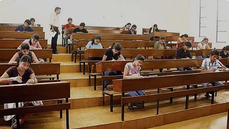 நீட் தேர்வு: இதை முன்னரே செய்திருக்கலாம்!