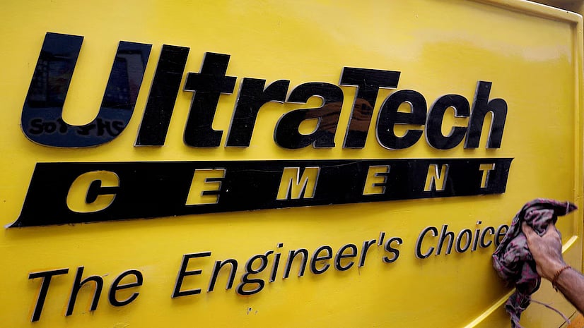 இந்தியா சிமெண்ட்ஸ் நிறுவனத்தின் பங்குகளை வாங்கும் அல்ட்ராடெக்!