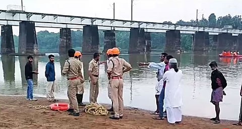 4 tamils killed in kerala train mishap