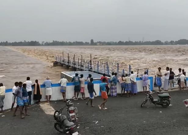 விழுப்புரத்தைப் பேரிடர் மாவட்டமாக அறிவிக்க வேண்டும்!