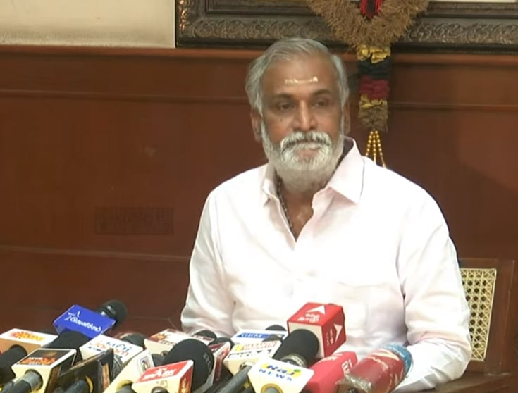 சேறு வீசியது அந்தக் கட்சி மகளிர் அணி- பொன்முடி விவகாரம் பற்றி சேகர்பாபு! 