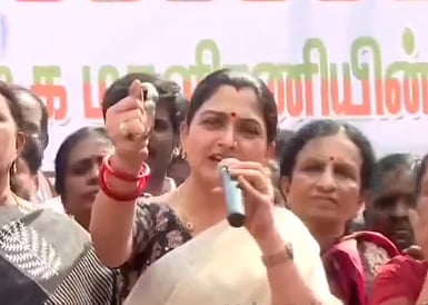 ஆட்டு மந்தையில் பா.ஜ.க.வினர் அடைப்பு!