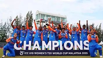 வெற்றி பெற்ற மகிழ்ச்சியில் இந்திய மகளிர் அணி 