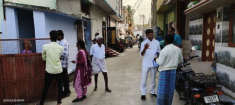 ஓட்டுக்கு ஆயிரம் ரூபாய்- ஈரோடு கிழக்கு நேரடிக் காட்சிகள்! 