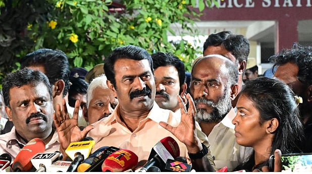 ‘விரும்பி வந்து உறவு வைத்துக் கொண்டார்...’ - மீண்டும் நடிகையை சீண்டிய  சீமான் 