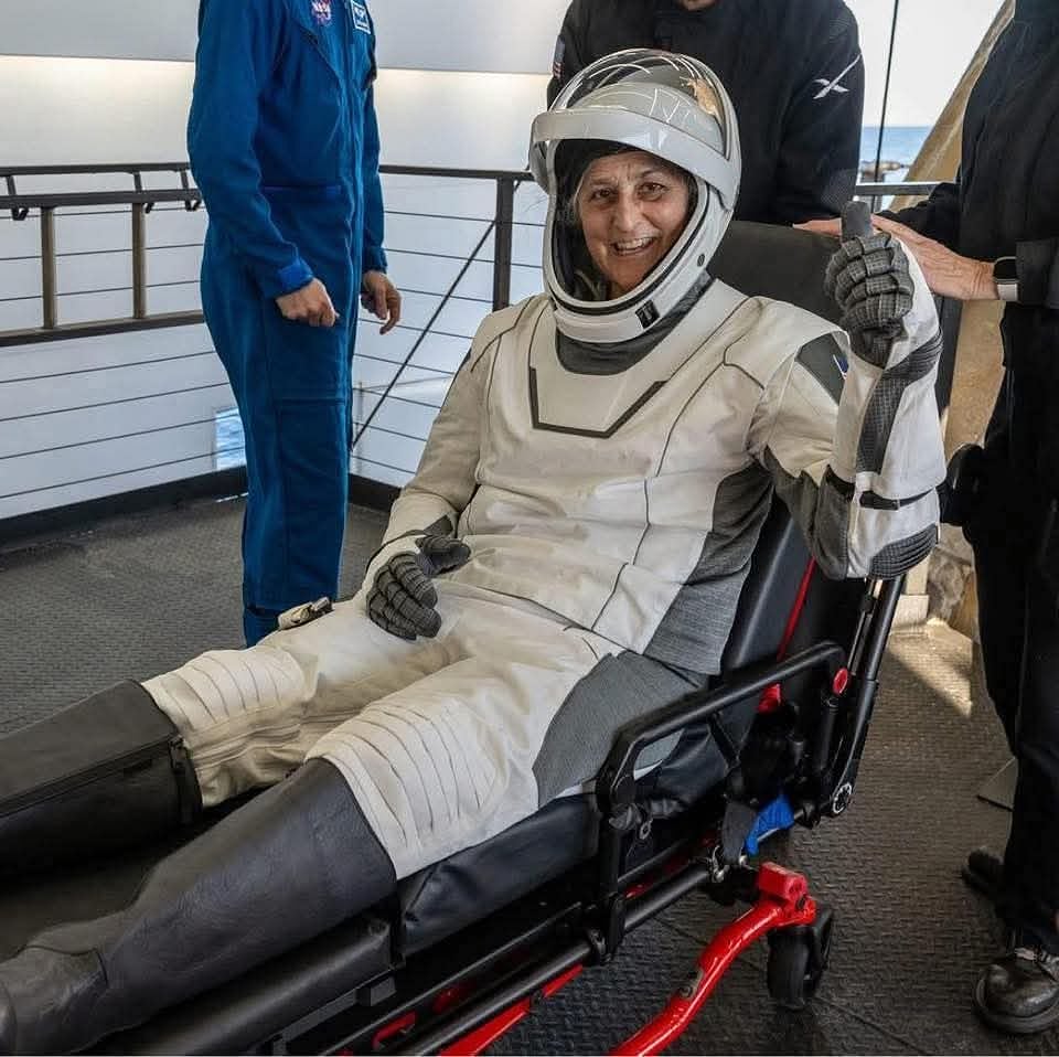 பூமியில் கால் பதித்த சுனிதா வில்லியம்ஸ்… கடைசி நிமிடத்தில் நடந்தது என்ன?