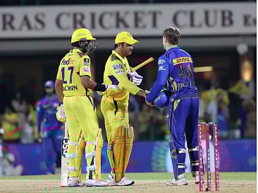 சுழலில் மிரட்டிய நூர்… கடைசி ஓவரில் தோனி – சிஎஸ்கே முதல் வெற்றி!