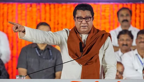 “மராத்தி பேச மறுத்தால் கன்னத்தில் அறையுங்கள்”-  தமிழ்நாட்டை பாராட்டிய ராஜ் தாக்கரே!