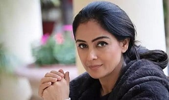 ‘டப்பா கேரக்டரை விட 'ஆன்டி' கேரக்டரில் நடிக்கலாம்’ – சிம்ரன்