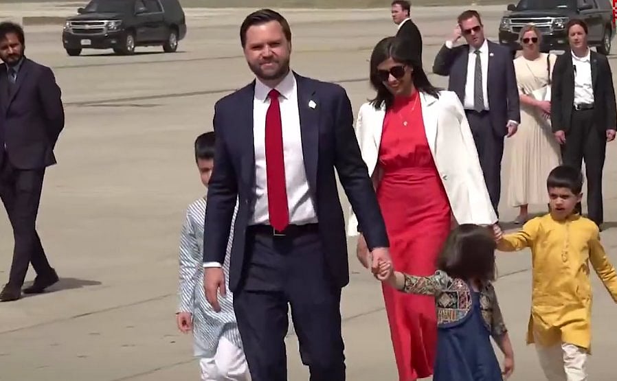 இந்தியா வந்தடைந்தார் அமெரிக்க துணை அதிபர் ஜே.டி. வான்ஸ்!