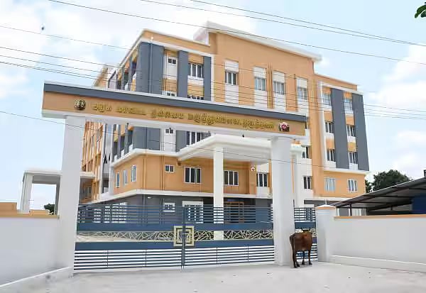 திருத்தணி மருத்துவமனைக்கான ரூ.45 கோடி எங்கே?- சீமான் கேள்வி