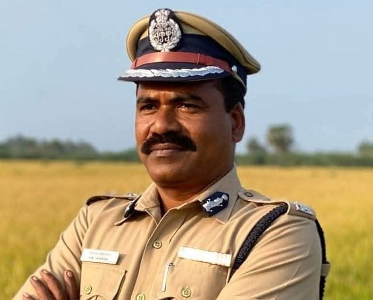 அடுத்தடுத்து பாயும் அதிரடி நடவடிக்கை! - யார் இந்த ஜெயராம் ஐ.பி.எஸ்.? 