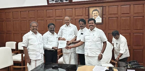 பாமக சட்டமன்ற கொறடா பதவியில் இருந்து அருள் எம்.எல்.ஏ. நீக்கம்!