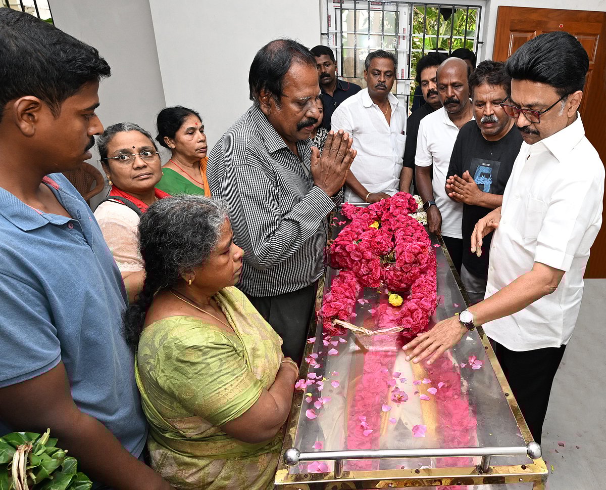 வா.மு.சேதுராமனுக்கு முதல்வர் ஸ்டாலின் அஞ்சலி!