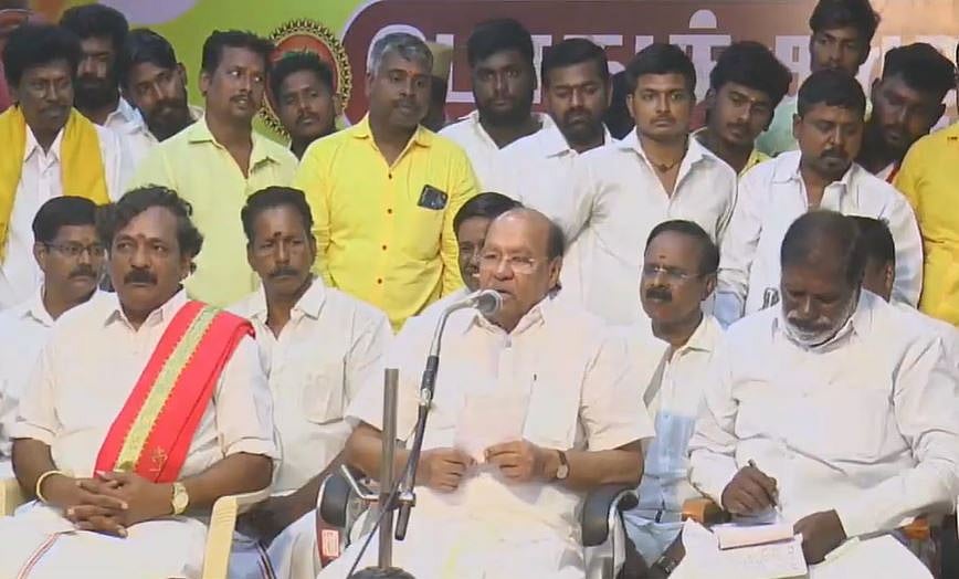 என் பெயரைப் பயன்படுத்தக்கூடாது- அன்புமணிக்கு இராமதாஸ் காட்டம்!