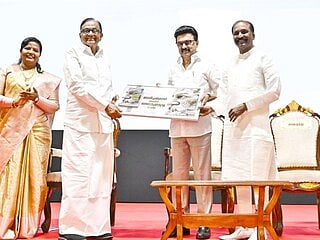 'வள்ளுவர் மறை வைரமுத்து உரை' - வாசித்த வரை...