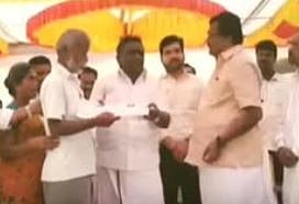 தி.மு.க. எம்.பி.- எம்.எல்.ஏ. மோதல்- ஸ்டாலின் திட்ட விழாவில் பரபரப்பு!