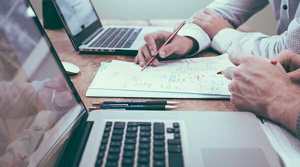 புதிய வருமான வரி மசோதாவை திரும்பப் பெற மத்திய அரசு முடிவு!