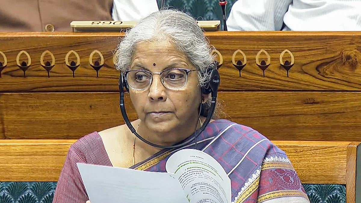 புதிய வருமான வரி மசோதா மக்களவையில் நிறைவேற்றம்!