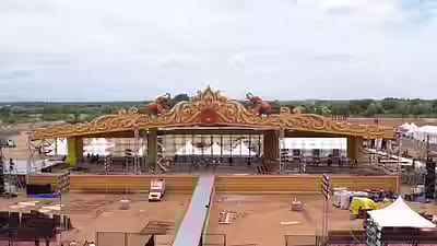 தவெக மாநாட்டு திடல் தயார்… பாதுகப்பு பணியில் 3000 போலீஸ், 500 பெண் பவுன்சர்கள்!