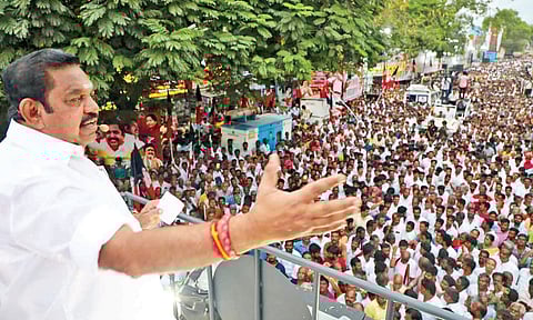  எடப்பாடி பழனிசாமி