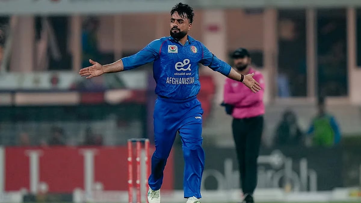 சர்வதேச டி20 கிரிக்கெட்டில் புதிய சாதனை படைத்த ரஷித் கான்!