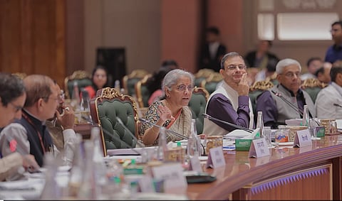 ஜிஎஸ்டி கவுன்சில் கூட்டத்தில் மத்திய நிதியமைச்சர் நிர்லமா சீதாராமன்