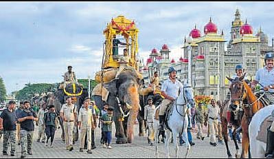 மைசூர் அரண்மனை