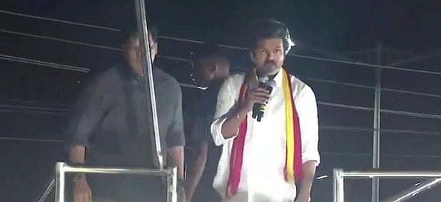 இதயம் நொறுங்கி... கரூர் விபத்துக்கு விஜய் ரியாக்‌ஷன் என்ன?