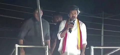 இதயம் நொறுங்கி... கரூர் விபத்துக்கு விஜய் ரியாக்‌ஷன் என்ன?