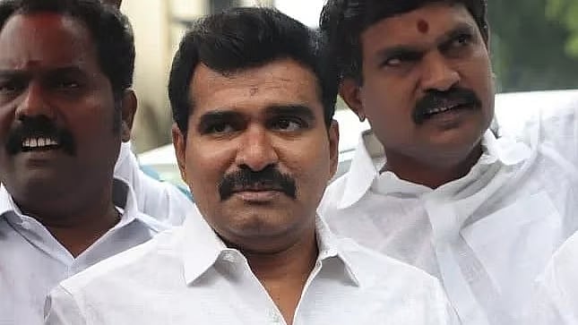 உயர்நீதிமன்ற நீதிபதியை சந்தித்த நிர்மல் குமார்... தவெக வைத்த கோரிக்கை என்ன? நாளை விசாரணை!