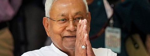 நிதிஷ்குமார்