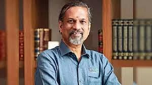  'பணம் கொடுக்காம காரியம் நடக்குது' -விஜய் ஆட்சிக்கு ஸ்ரீதர் வேம்பு பாராட்டு!