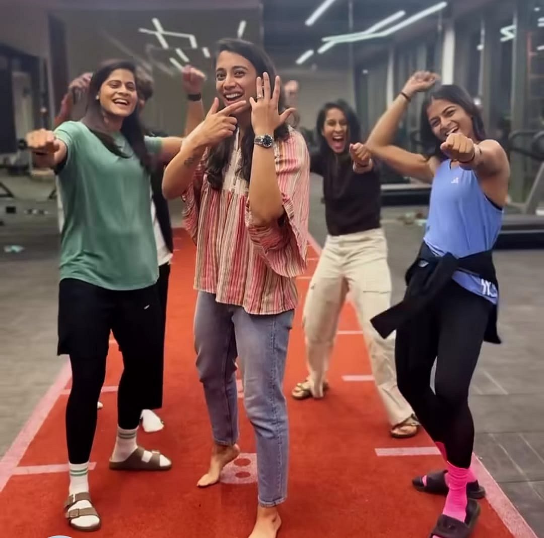 எனக்கு நிச்சயதார்த்தம் ஆகிடுச்சு… தோ பாருங்க... பிரபல கிரிக்கெட் வீராங்கனை!