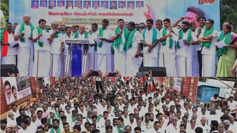 திமுக கூட்டணி கட்சிகள் ஆர்ப்பாட்டம்