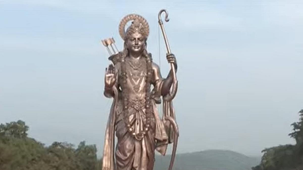 ஆசியாவிலேயே உயரமான ராமர் சிலையை திறந்து வைத்தார் பிரதமர் மோடி!