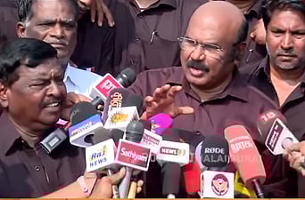 “அதிமுக பூமாலை கிடையாது; கட்டி முடிக்கப்பட்ட கோபுரம்…!”