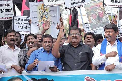 "ஆதிக்க சாதியினரே மாவட்ட அமைச்சர்கள்...!”