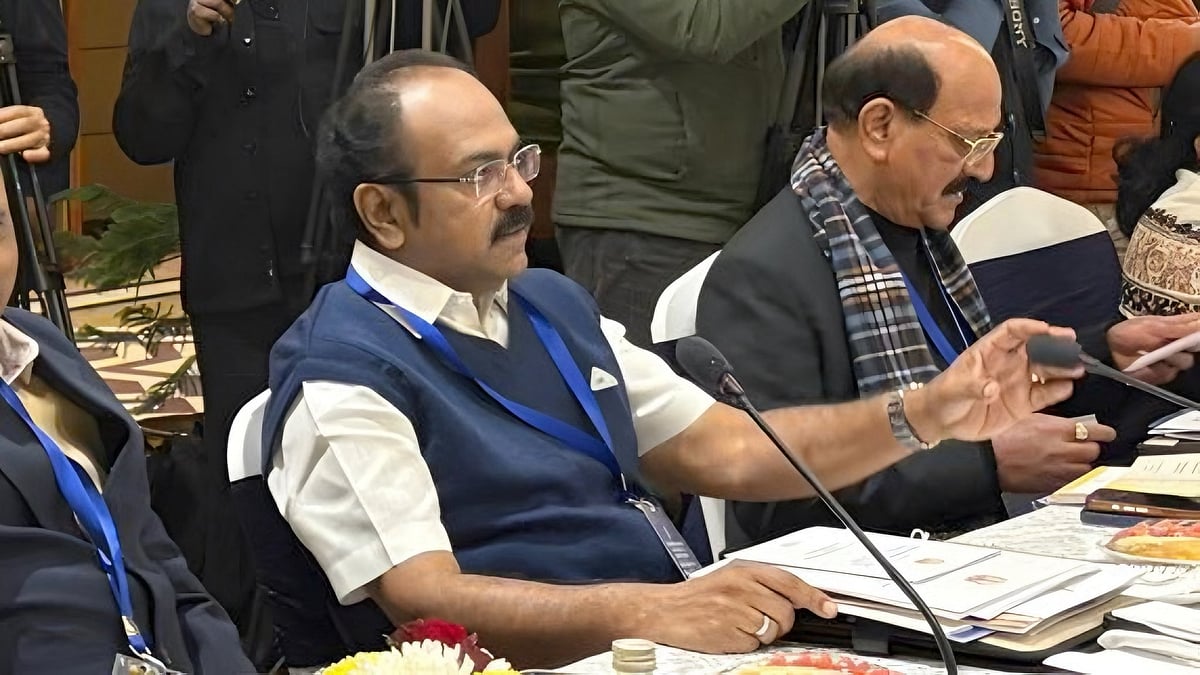 நிதியை விடுவிக்கவும்.. மத்திய அரசுக்கு நிதியமைச்சர் வலியுறுத்தல்!