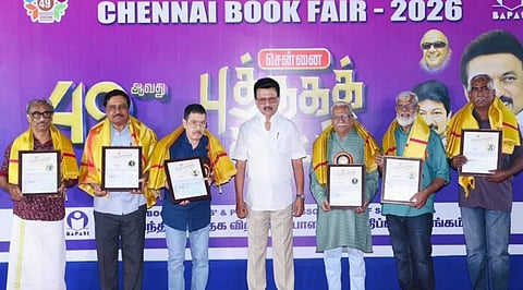 எழுத்துகளை அச்சில் பார்க்கும் கடைசித் தலைமுறையாகக் கூட நாம் இருக்கக்கூடும்!