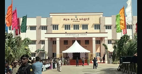 வாக்குறுதிகளை நிறைவேற்றாத பழனிசாமி- ஸ்டாலின் கிண்டல்