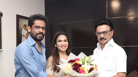 மு.க.ஸ்டாலினுடன் ’வித் லவ்’ படத் தயாரிப்பாளர்கள் சந்திப்பு!