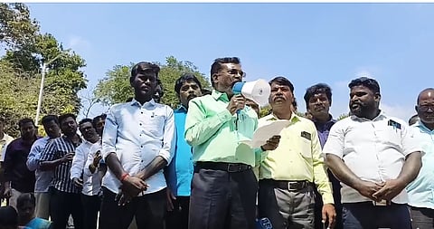 கௌரவ விரிவுரையாளர்கள் போராட்டம்