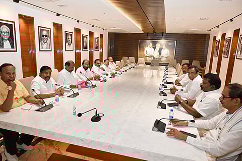 காங். - தி.மு.க.வுடன் முதல் சுற்று பேச்சு தொடக்கம்!